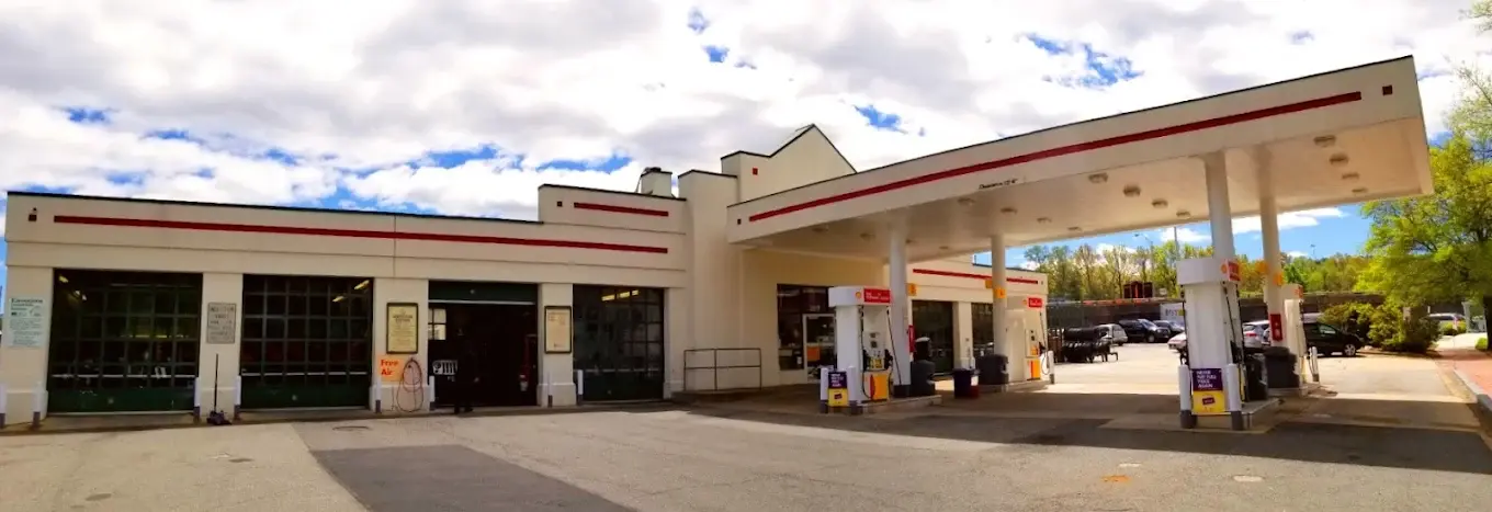 Shirlington Shell Service Center in Shirlington, Arlington VA